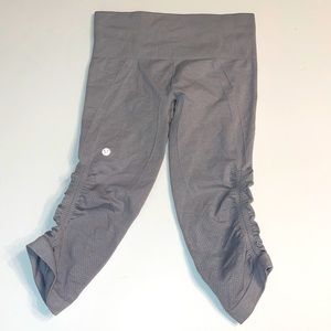 Grey Lululemon Crop Leggings 4 Small